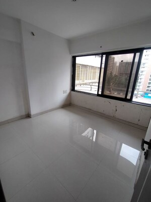 Furnished Amenities in 1.5 BHK Apartment at Garodia Nagar, Ghatkopar East – for Rent