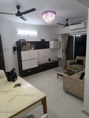 2 BHK Apartment For Rent in Mangalkripa Apartment, Goregaon West