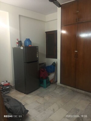Room in 3 BHK Builder Floor at Malviya Nagar – for Rent