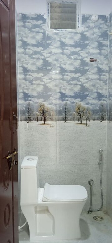 Swimming Pool in 3 BHK Apartment at Humayun Nagar – for Sale