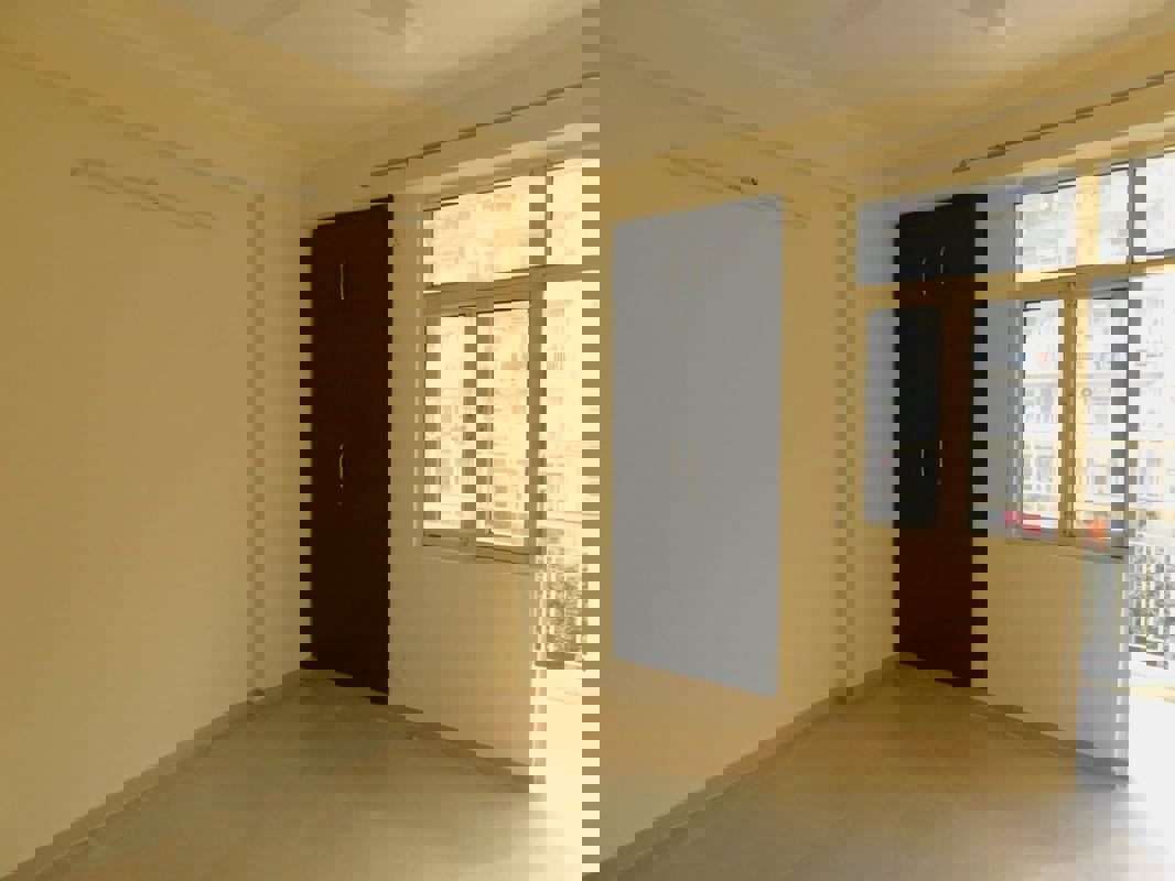 3.5 BHK + Servant Room 1590 Sq.Ft. Apartment in SVP Gulmohur Garden