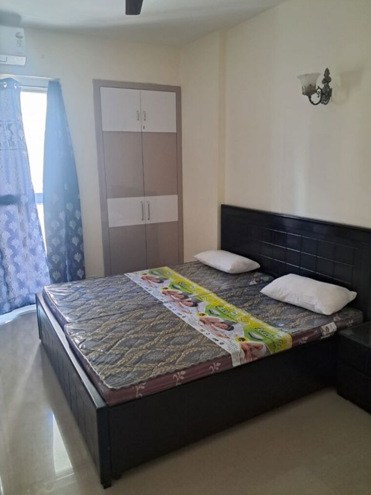 Bedroom, amrapali-heartbeat-city 2 Bedroom 1195 Sq.Ft. Apartment In Sector 107 Noida 10020662