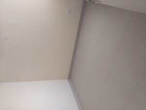 Room in 3 BHK Apartment at Conscient Habitat 78, Sector 78 – for Rent