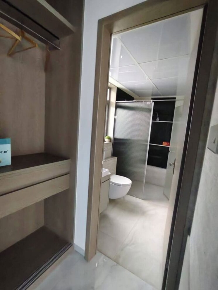 Bathroom, indiabulls-one-indiabulls 3 Bedroom 1300 Sq.Ft. Apartment In Pokhran Road No Two Thane 10020655