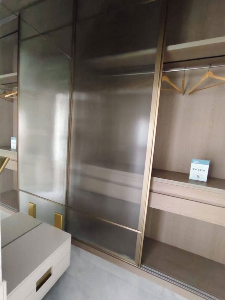 Bathroom, indiabulls-one-indiabulls 3 Bedroom 1300 Sq.Ft. Apartment In Pokhran Road No Two Thane 10020655