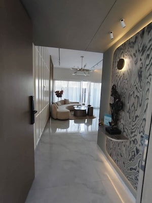 Master Bedroom in 3 BHK Apartment at Indiabulls One Indiabulls, Pokhran Road No Two – for Rent