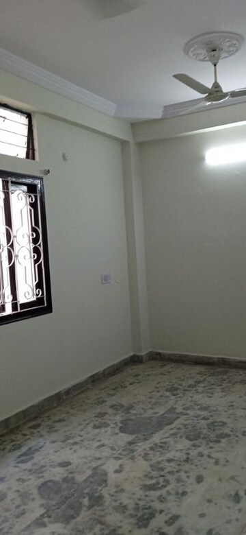 Room in 2 BHK Apartment at Masab Tank – for Rent