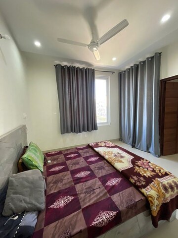 Bedroom in 3 BHK Apartment at Mona Greens, Ghazipur – for Rent