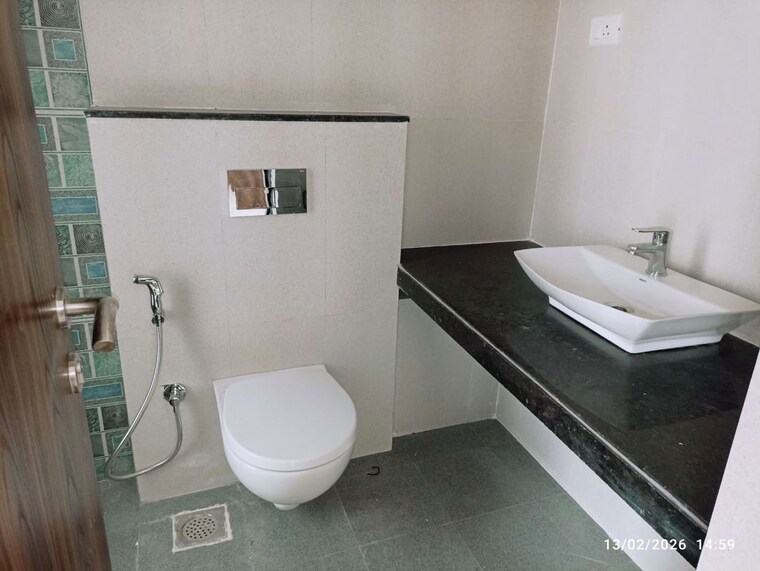 Bathroom, sheth-zuri 3 Bedroom 763 Sq.Ft. Apartment In Laxmi Nagar Thane 10020676