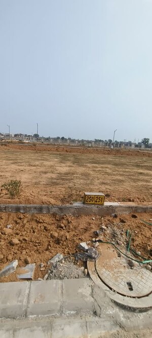  Plot For Sale in Renwal Manji