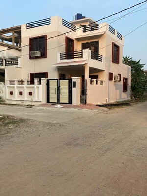 4 BHK Independent House – Exterior View View at Faizabad Road - for Rent