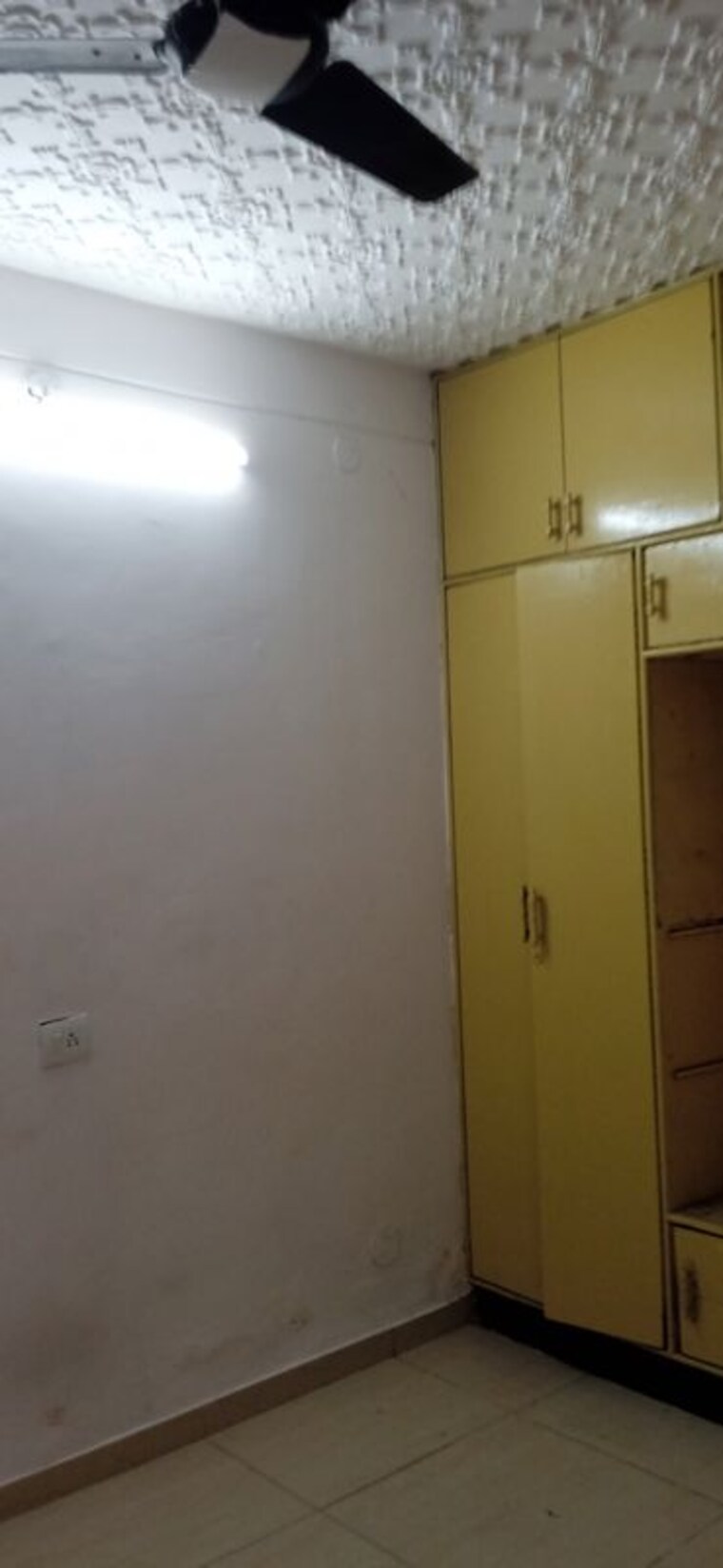 Room, lakdi ka pul 3 Bedroom 1400 Sq.Ft. Apartment In Lakdi Ka Pul Hyderabad 10020712