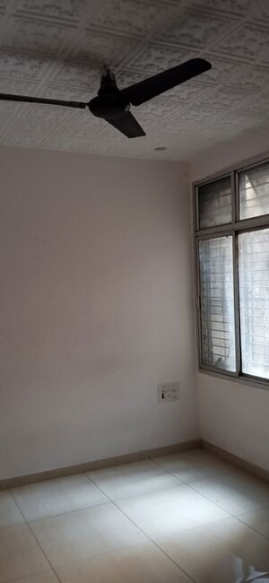 Room in 3 BHK Apartment at Lakdi Ka Pul – for Rent