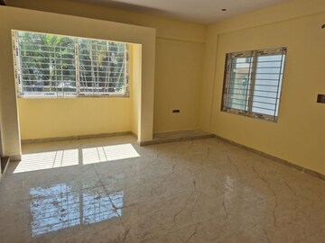 Room in 3 BHK Builder Floor at Shivaji Nagar – for Rent