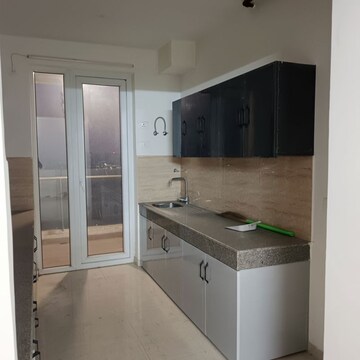 Kitchen in 3 BHK Apartment at Omaxe Royal Residency Faridabad, Sector 79 – for Rent