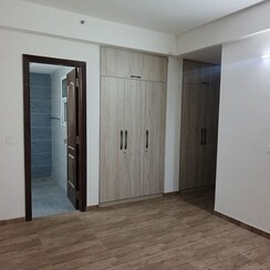 3 BHK Apartment For Rent in Omaxe Royal Residency Faridabad