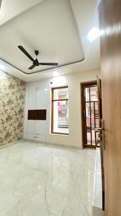 3 BHK Builder Floor For Sale in RPS Palm Drive
