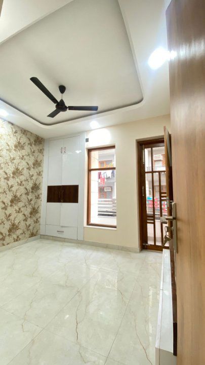 3 BHK Builder Floor For Sale in RPS Palm Drive