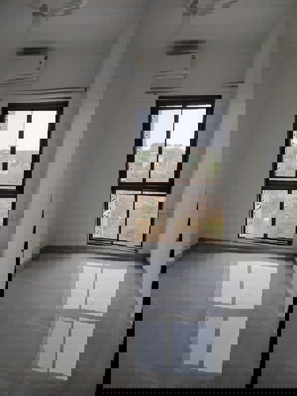 2 BHK + Pooja Room 1100 Sq.Ft. Apartment in Pentagon Fortune East