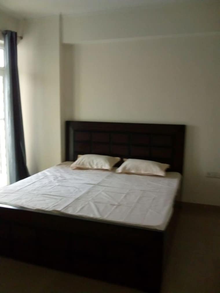Bedroom, gaur-city-6th-avenue 2.5 Bedroom 1175 Sq.Ft. Apartment In Sector 4 Greater Noida Greater Noida 10020757