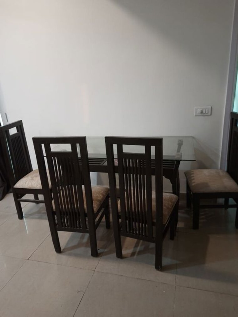 Gym, gaur-city-6th-avenue 2.5 Bedroom 1175 Sq.Ft. Apartment In Sector 4 Greater Noida Greater Noida 10020757