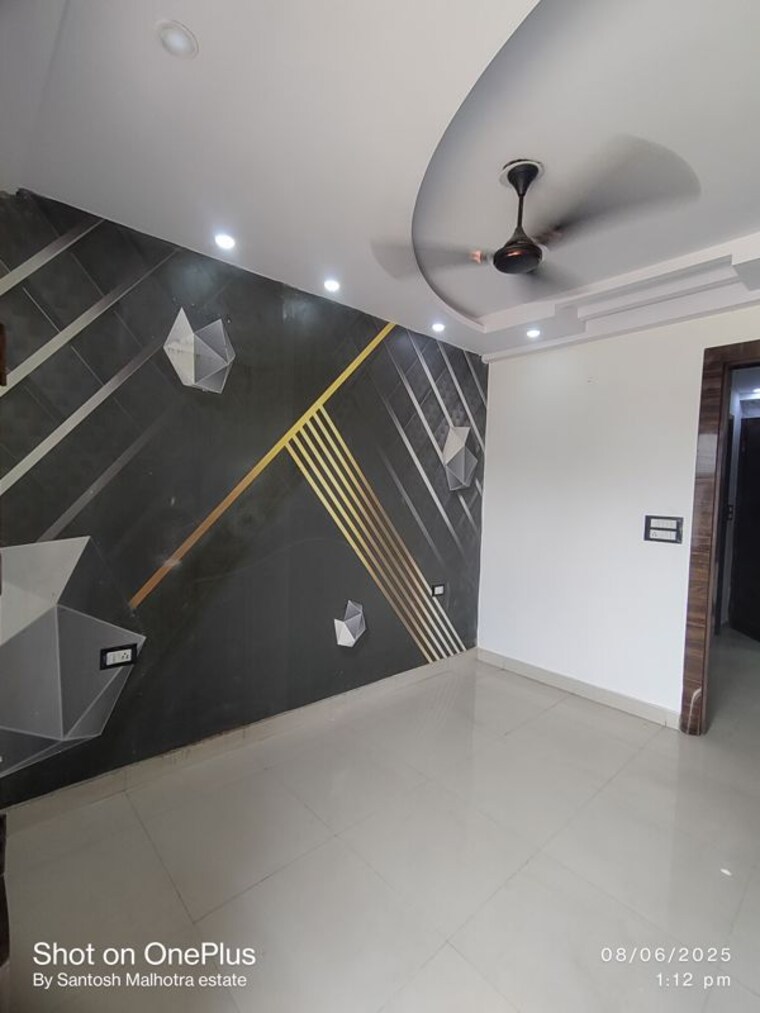 Bedroom, dwarka mor 2 Bedroom 65 Sq.Yd. Builder Floor In Dwarka Mor Delhi 10020766