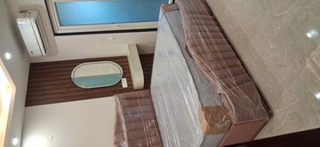 Furnished Amenities in 1 RK Builder Floor at Unitech South City 1, South City 1 – for Rent