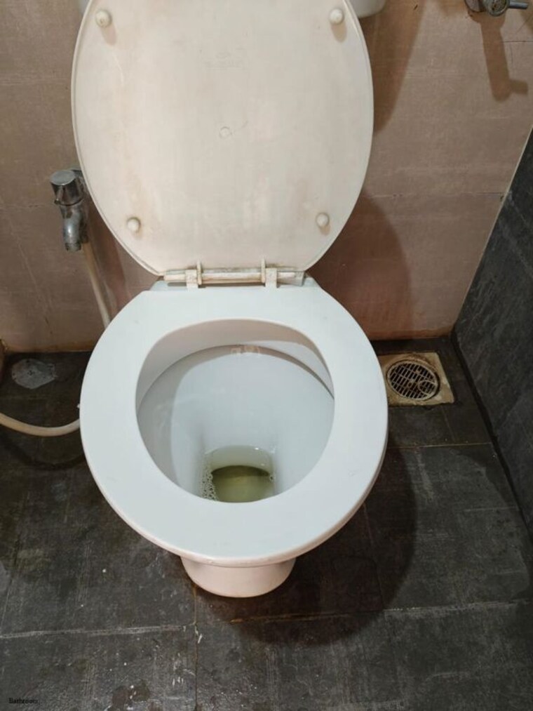 Bathroom, mantra-insignia 1.5 Bedroom 801 Sq.Ft. Apartment In Mundhwa Pune 10020803