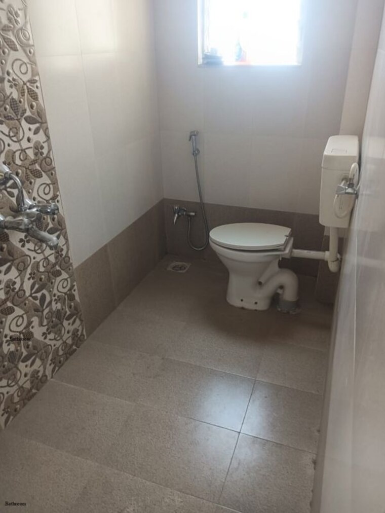 Attached Bathroom, mantra-insignia 1.5 Bedroom 801 Sq.Ft. Apartment In Mundhwa Pune 10020805