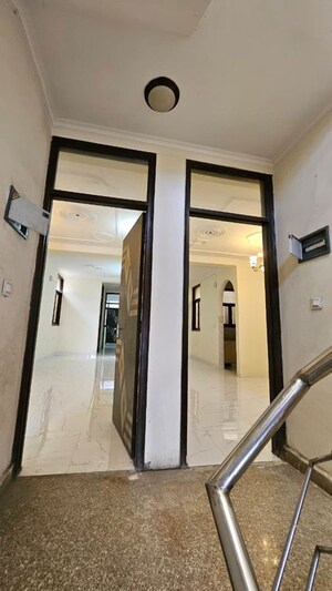 Building Lobby in 2 BHK Builder Floor at Palm Residency Chhatarpur, Chattarpur – for Rent