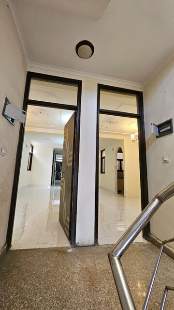 Building Lobby in 2 BHK Builder Floor at Palm Residency Chhatarpur, Chattarpur – for Rent