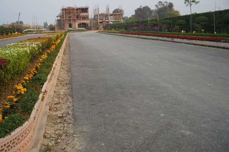  Parking, matiyari 5 Bedroom 4500 Sq.Ft. Villa In Matiyari Lucknow 10020839