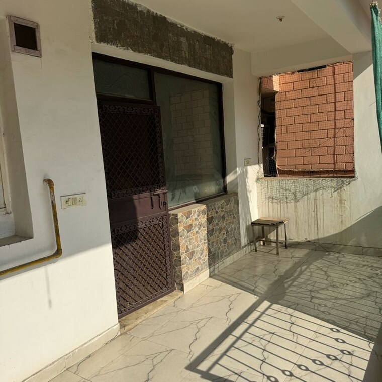 Other, sector 6 dwarka 4 Bedroom 2100 Sq.Ft. Apartment In Sector 6 Dwarka Delhi 10020860