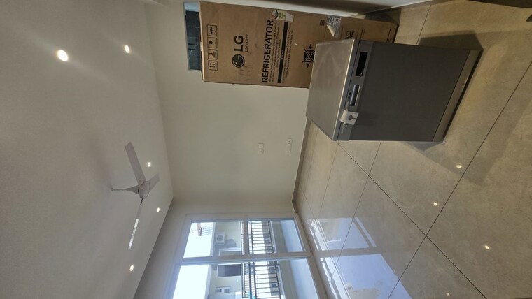 Bedroom, maya-green-lotus-utsav 4 Bedroom 3130 Sq.Ft. Apartment In International Airport Road Zirakpur 10020881