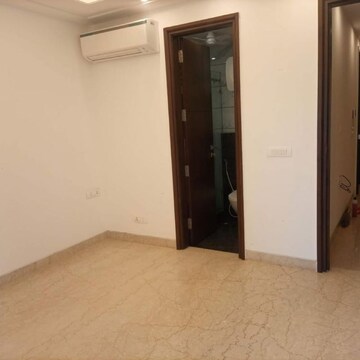 Room in 3 BHK Builder Floor at East Of Kailash – for Rent