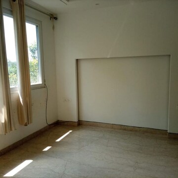 Room in 3 BHK Builder Floor at East Of Kailash – for Rent