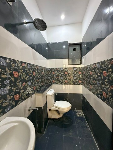 Team Area in 3 BHK Apartment at MP Metro Towers, Dhakoli – for Sale