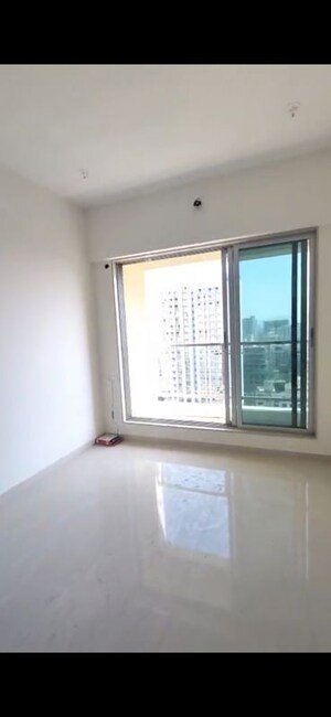 Room in 2 BHK Apartment at Khodiyaar Siddharth Nagar Goodwill CHS, Goregaon West – for Rent