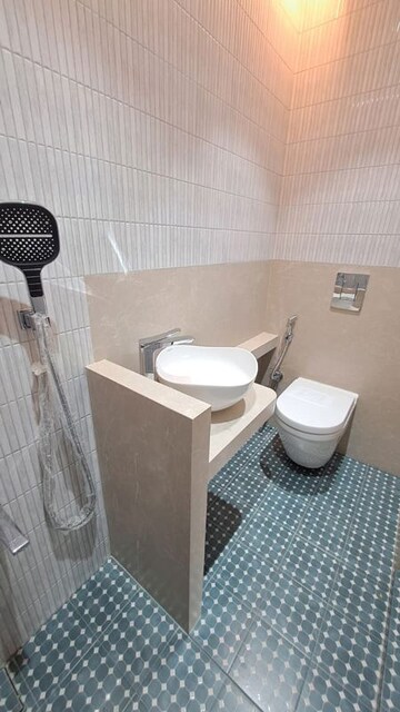 Bathroom in 3 BHK Apartment at Heritage View Vile Parle, Vile Parle West – for Rent