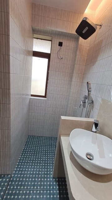 Bathroom in 3 BHK Apartment at Heritage View Vile Parle, Vile Parle West – for Rent