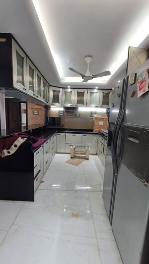 Kitchen in 3 BHK Apartment at Heritage View Vile Parle, Vile Parle West – for Rent