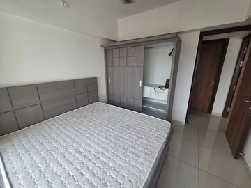 Master Bedroom in 2 BHK Apartment at Shapoorji Pallonji Vicinia, Powai – for Rent