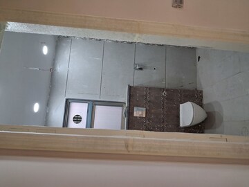 Furnished Amenities in 3 BHK Builder Floor at Cancon Enclave, Sector 4 – for Rent