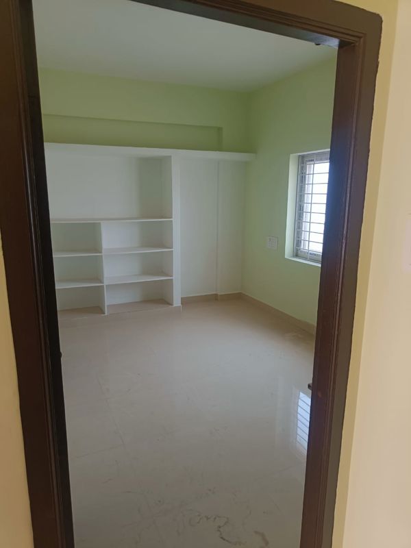 4 BHK + Pooja Room,Servant Room,Study Room,Extra Room Apartment For Sale in Sri Krishna Grand