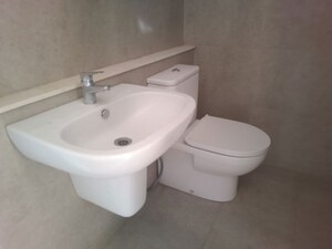 Master Bedroom in 3 BHK Apartment at Tata Serein, Pokhran Road No Two – for Rent