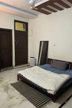 1 RkApartment For Rent in Amar Colony