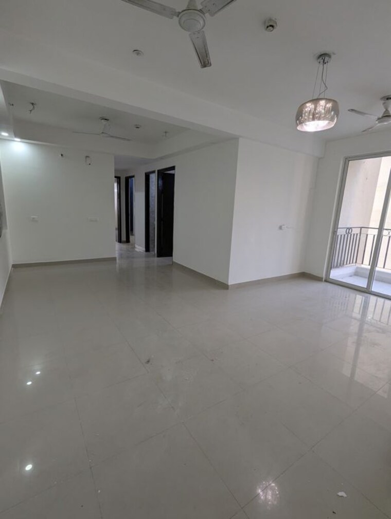 Room, mahagun-moderne 2 Bedroom 1250 Sq.Ft. Apartment In Sector 78 Noida 10021014