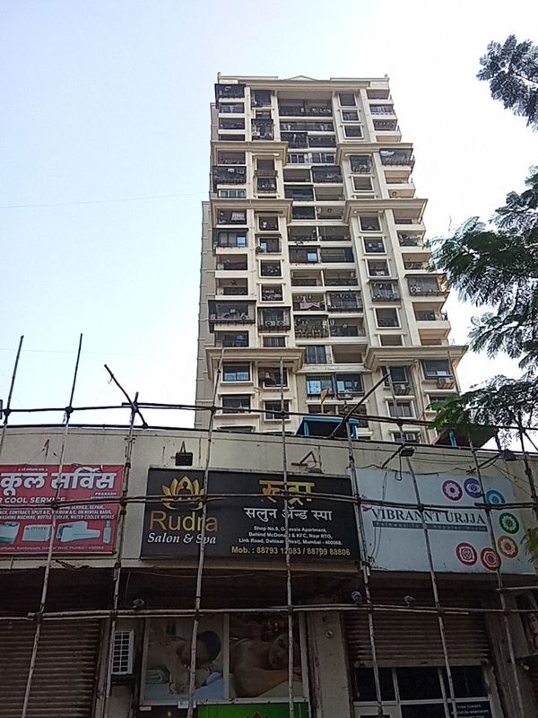 2 BHK Apartment For Rent in Dahisar West