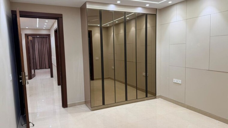 Room, dlf-the-crest 4 Bedroom 3116 Sq.Ft. Apartment In Sector 54 Gurgaon 10021032