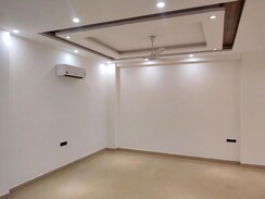 4 BHK + Servant Room Apartment For Sale in DLF The Belaire